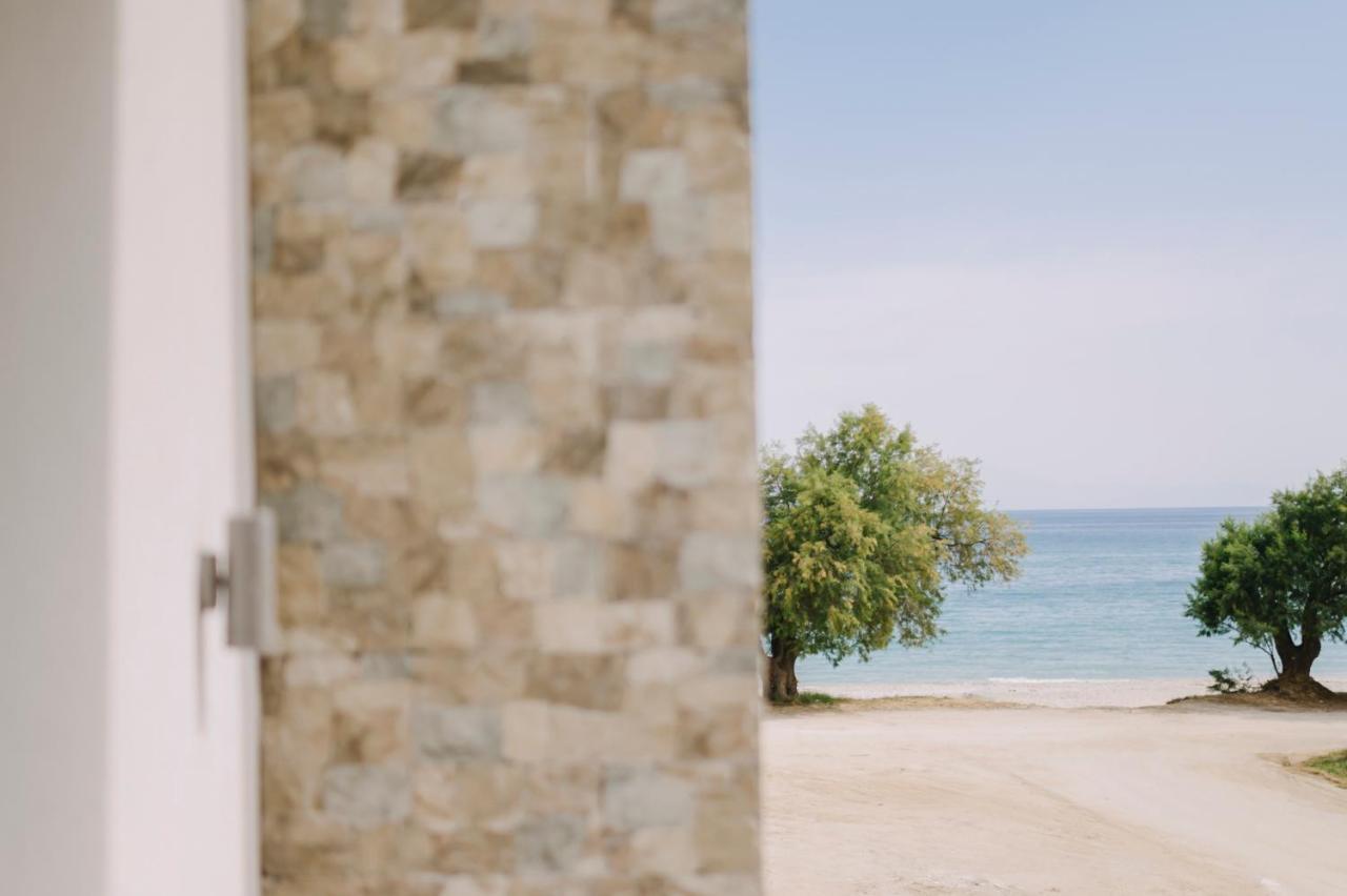 Blue Stone Luxury Suites 리메나리아 외부 사진