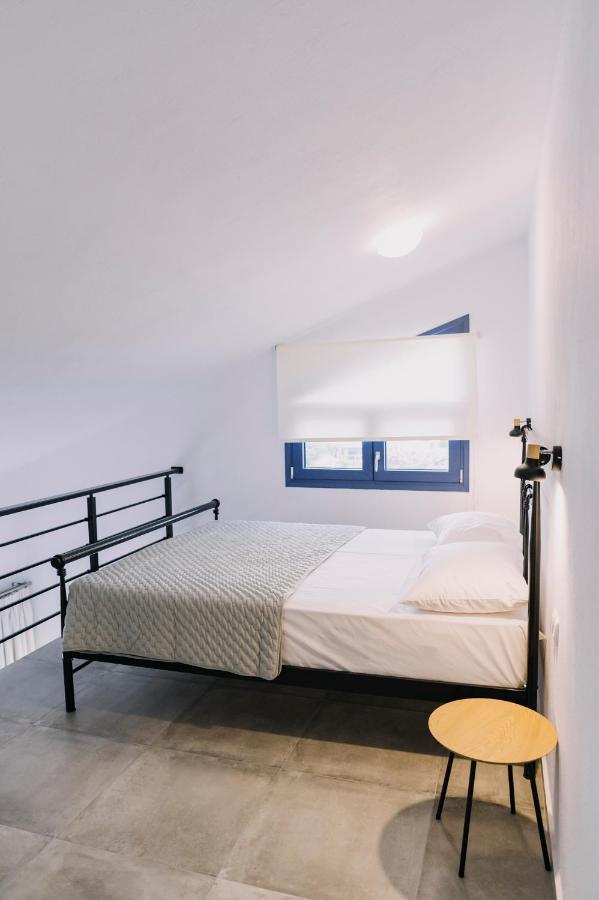 Blue Stone Luxury Suites 리메나리아 외부 사진