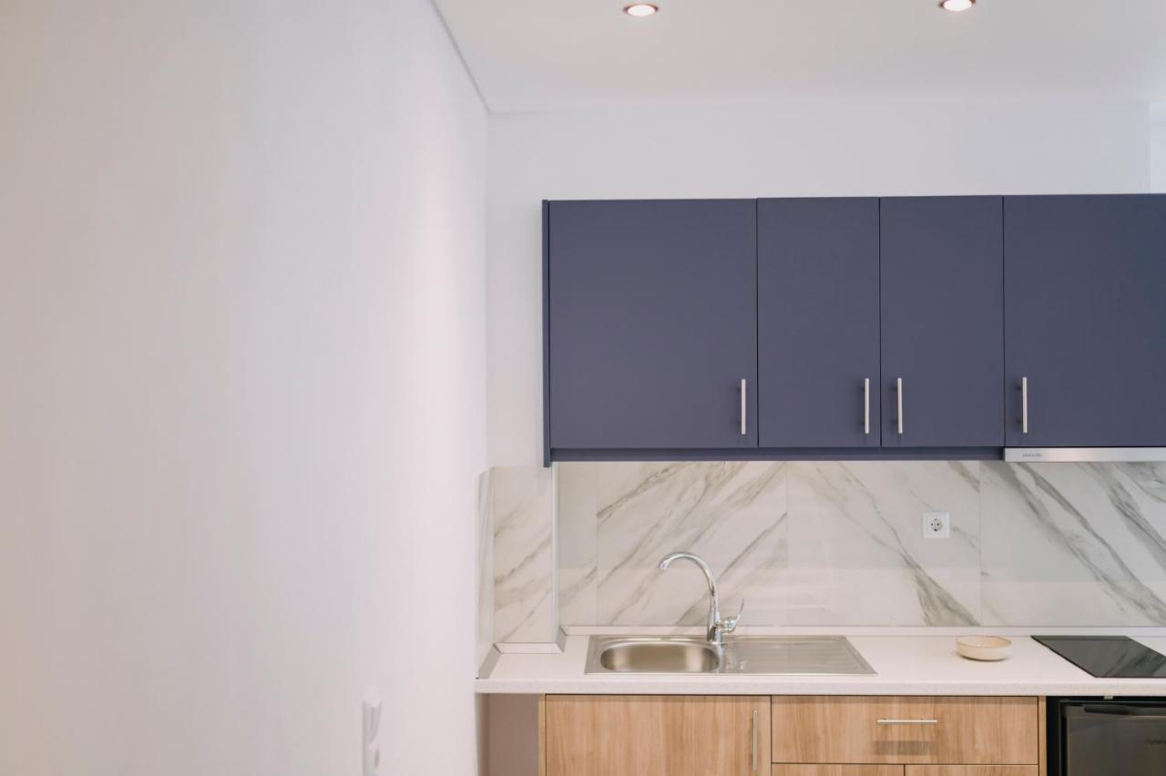 Blue Stone Luxury Suites 리메나리아 외부 사진