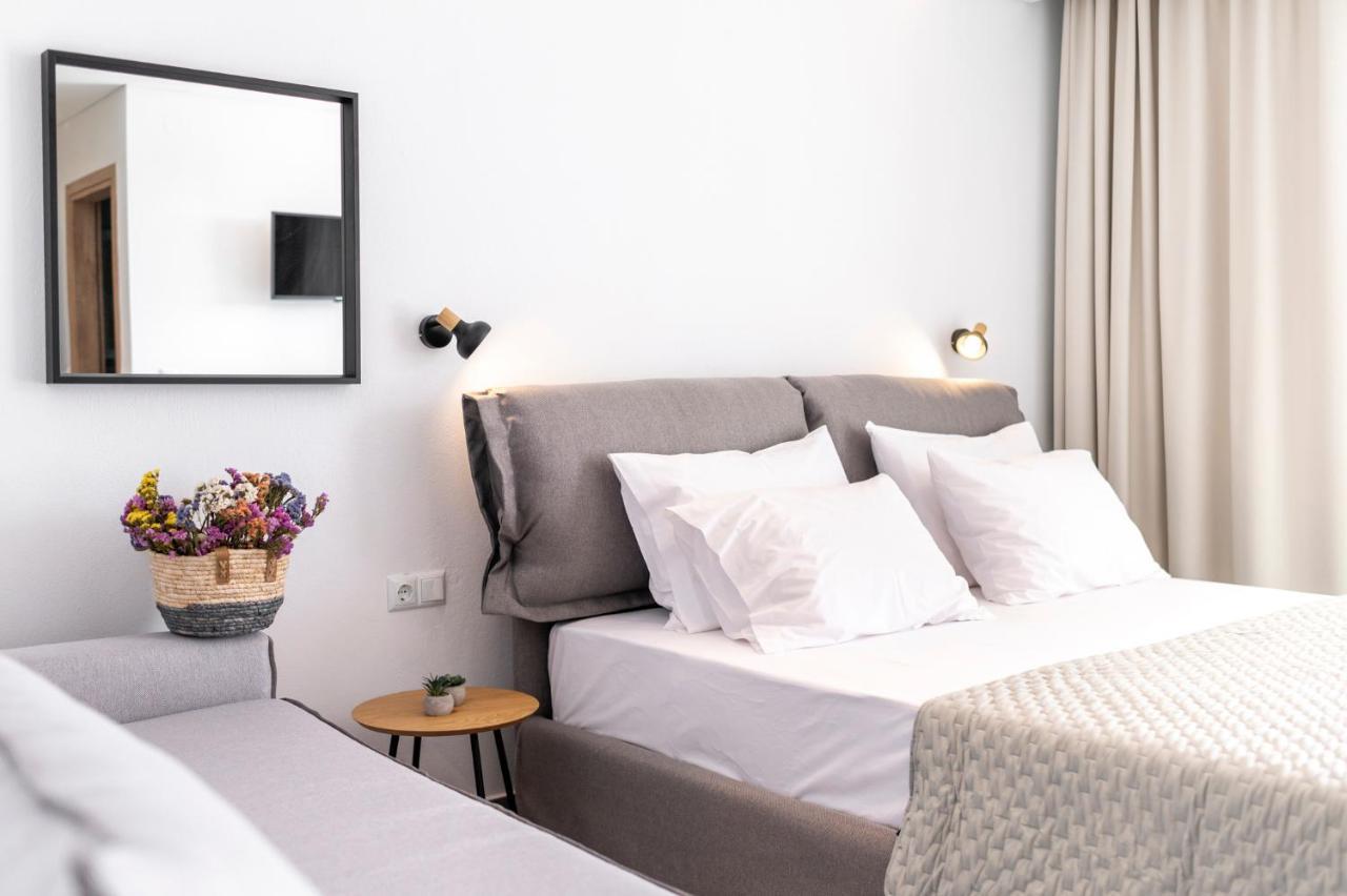 Blue Stone Luxury Suites 리메나리아 외부 사진